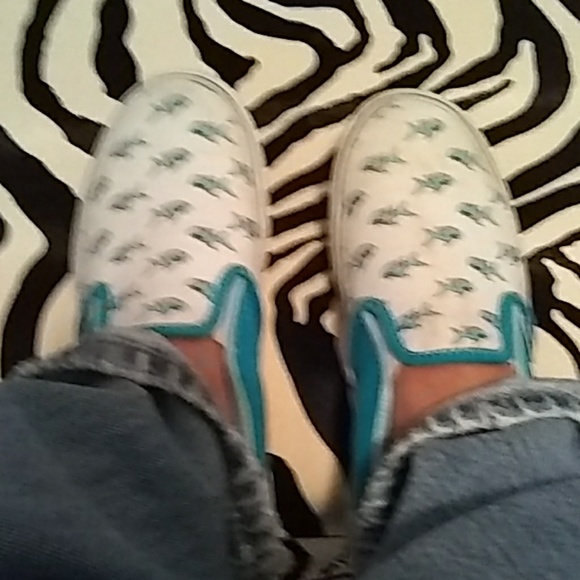 Vans - Picture 2 of 2